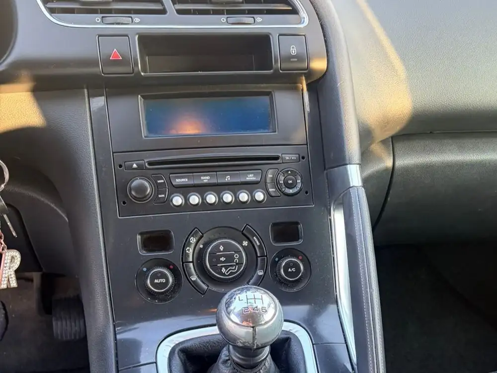 PEUGEOT 3008 - Foto 9 | Clidrive