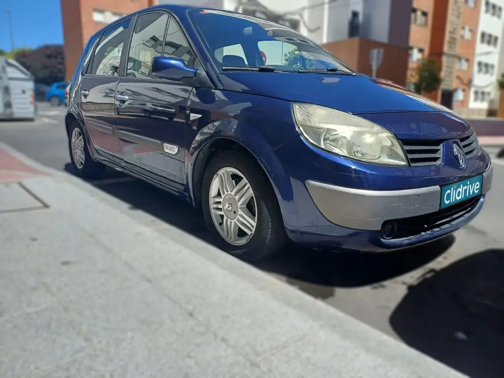 RENAULT scenic