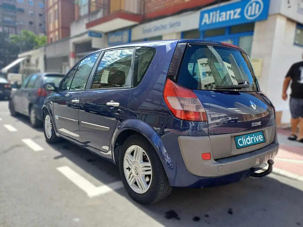 RENAULT scenic