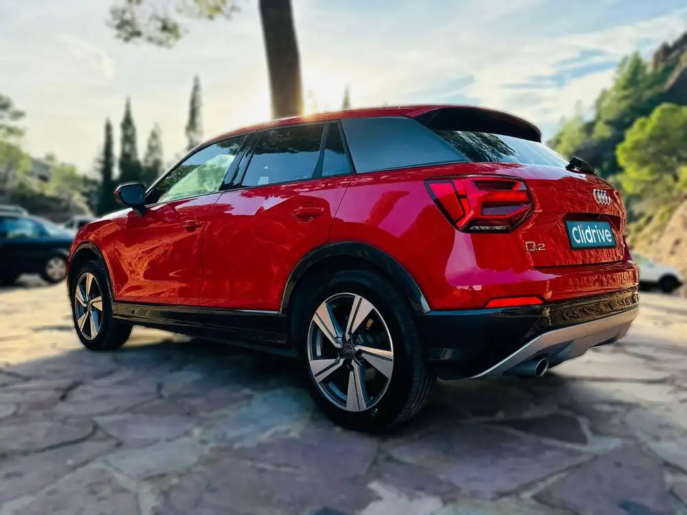 AUDI q2