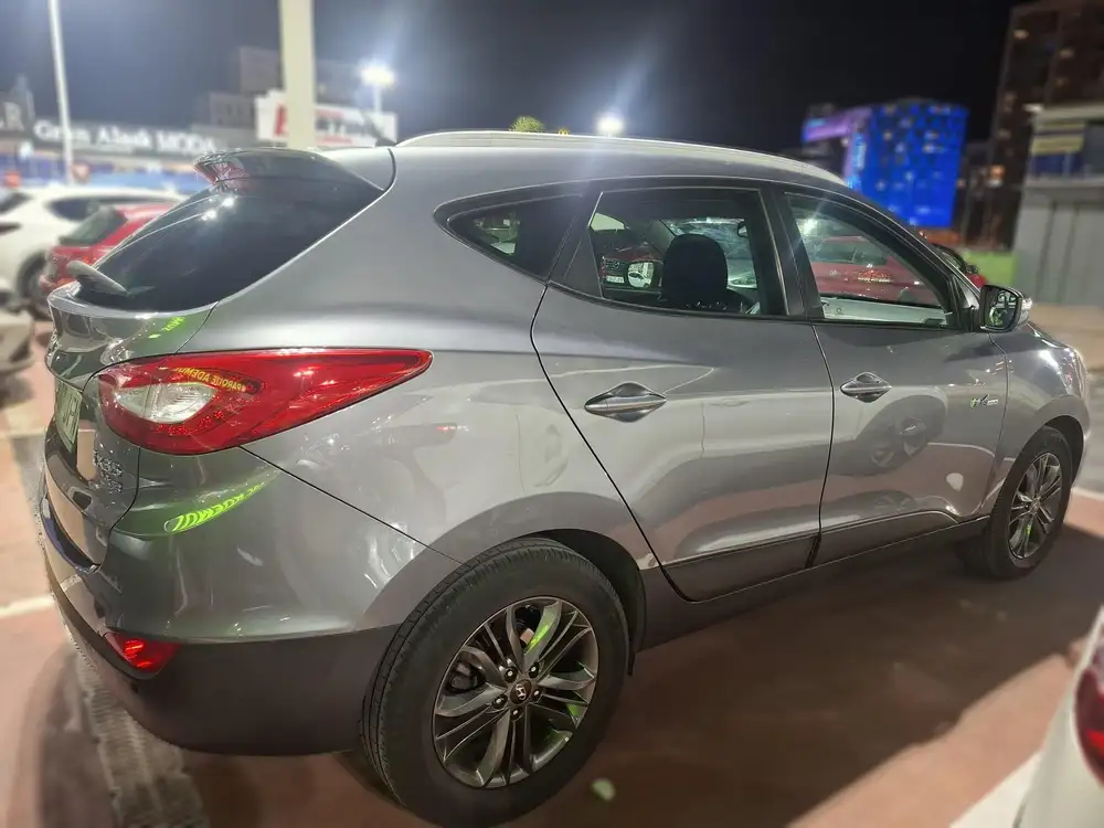 HYUNDAI tucson