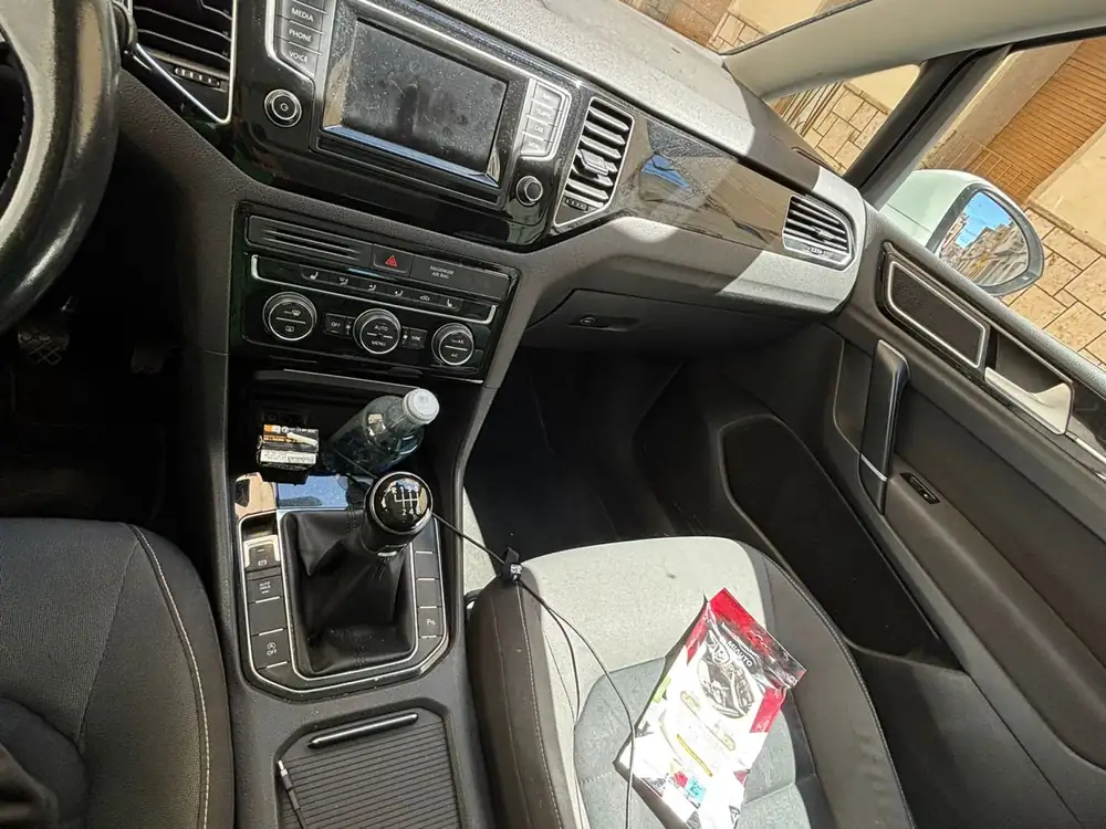 VOLKSWAGEN golf sportsvan