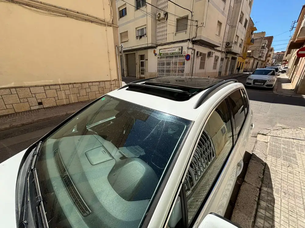 VOLKSWAGEN golf sportsvan