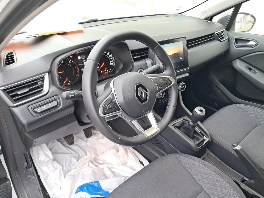 RENAULT clio