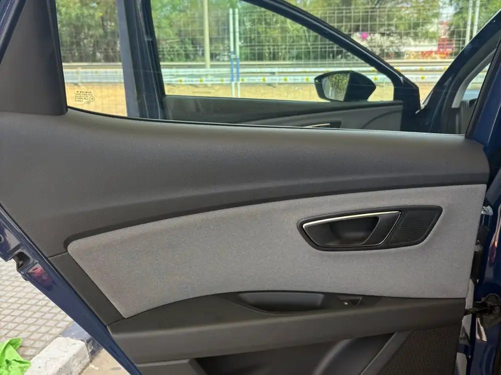 SEAT leon