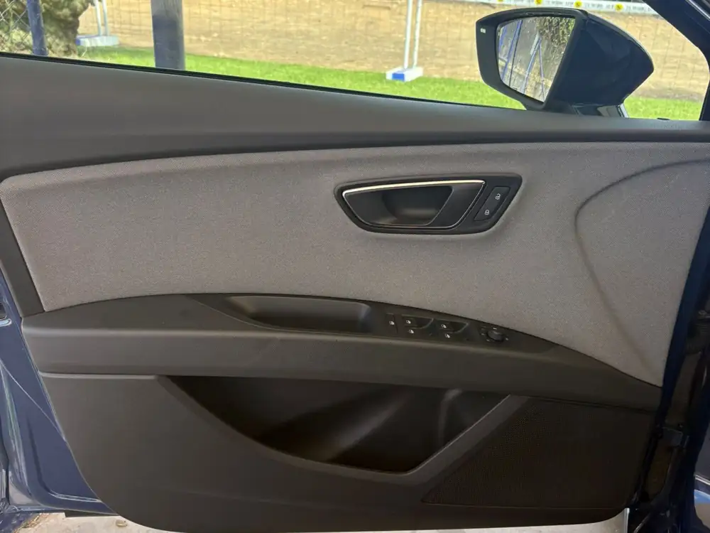 SEAT leon