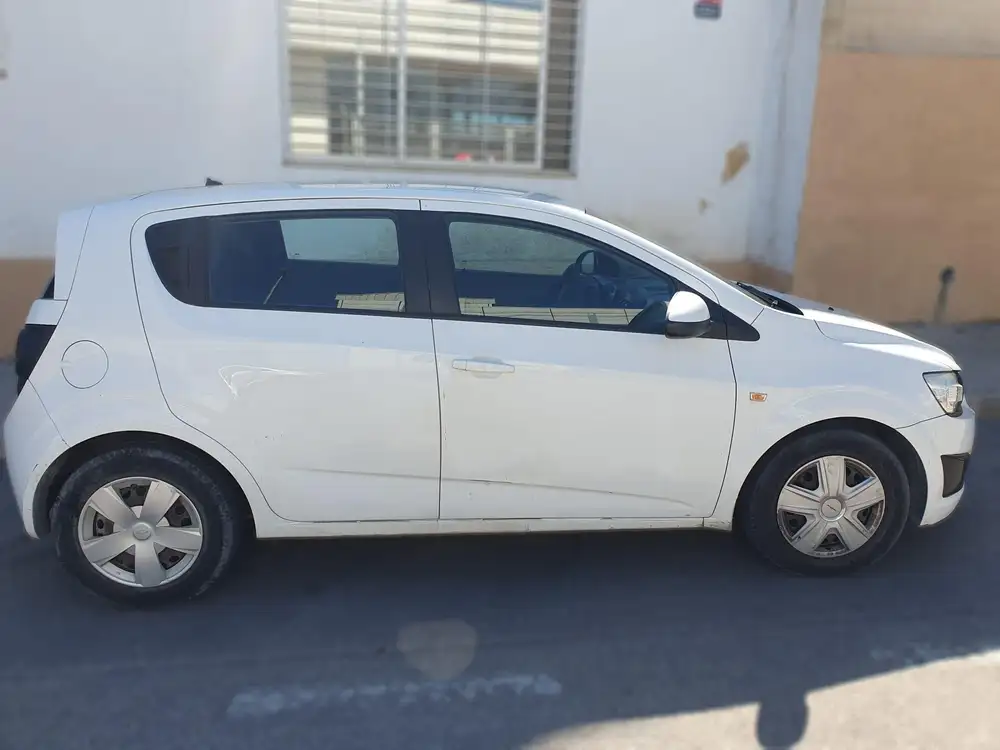 CHEVROLET aveo - Foto 2 | Clidrive