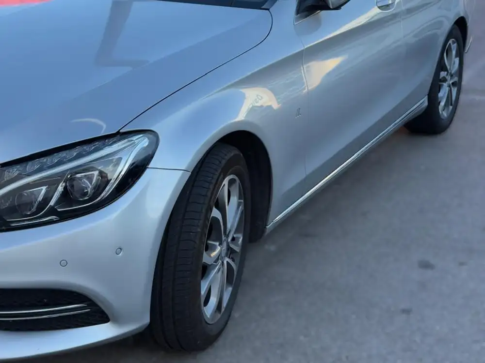 MERCEDES clase c