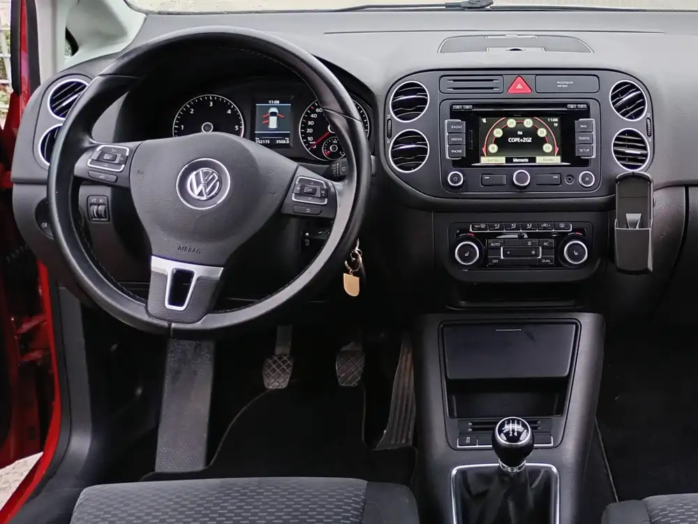 VOLKSWAGEN golf plus