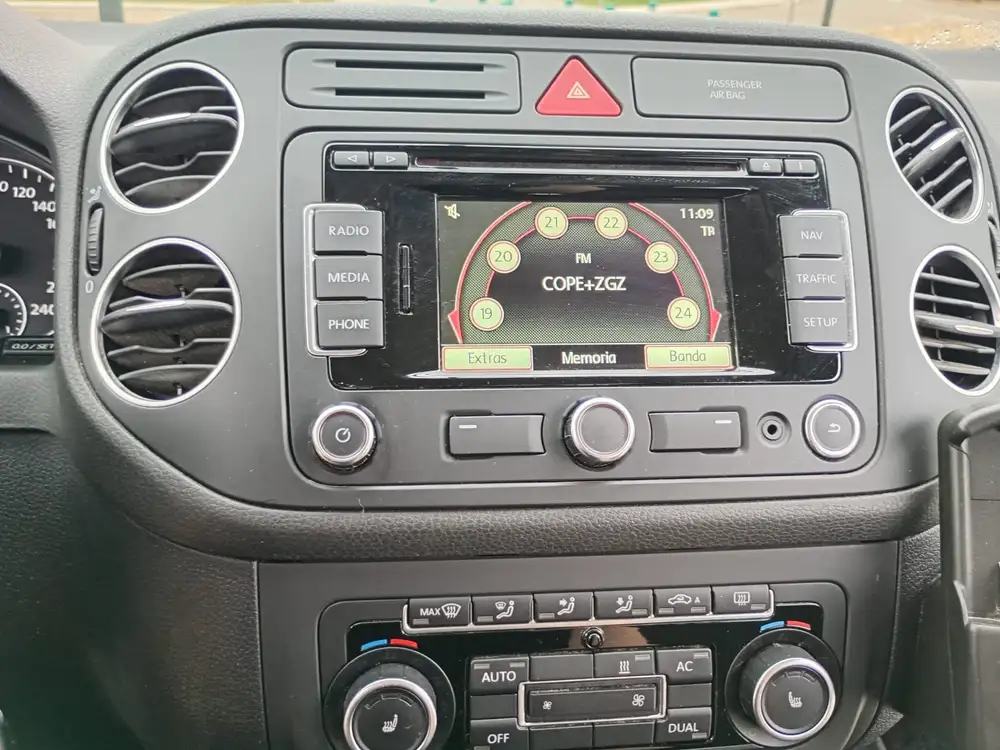 VOLKSWAGEN golf plus