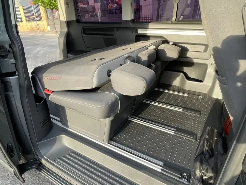 VOLKSWAGEN california