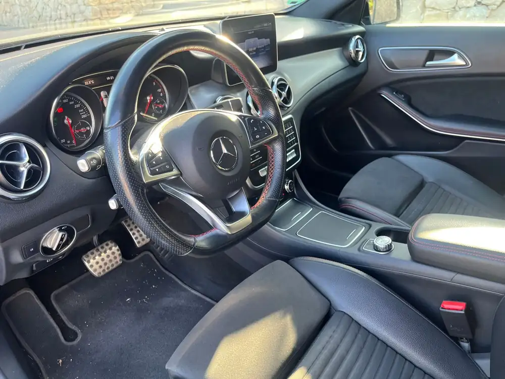MERCEDES clase gla
