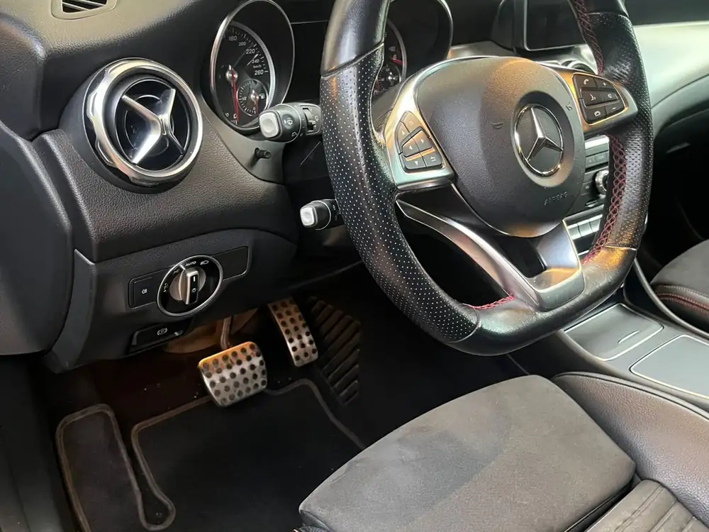 MERCEDES clase gla