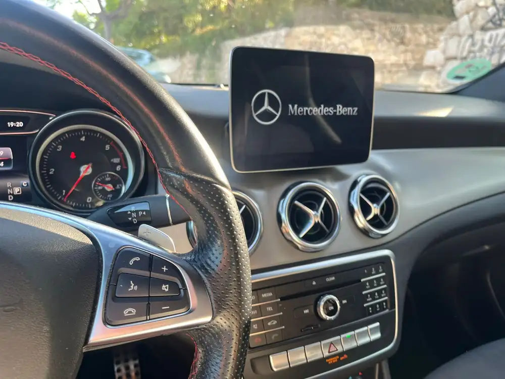 MERCEDES clase gla