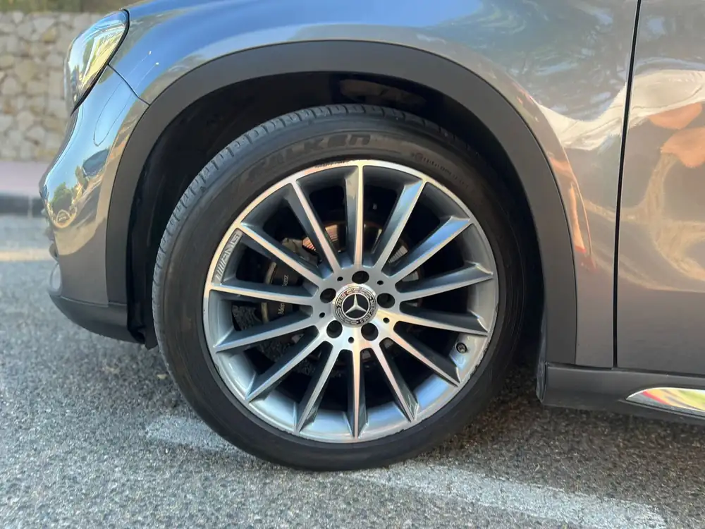 MERCEDES clase gla