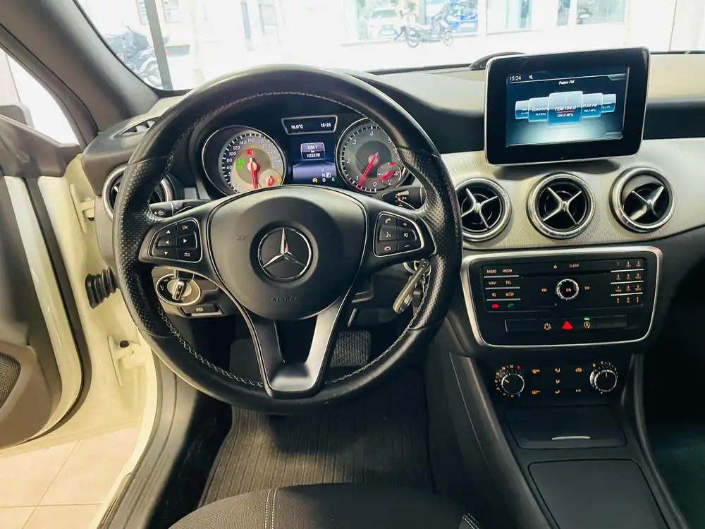 MERCEDES clase cla