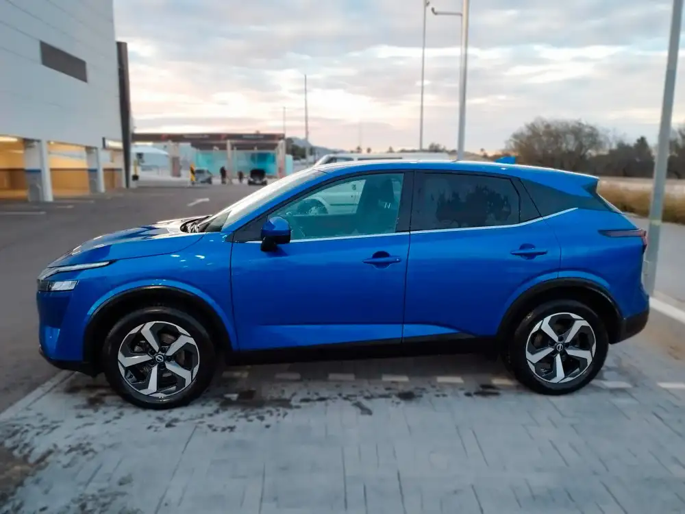 NISSAN qashqai