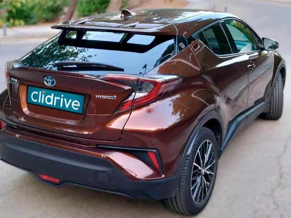 TOYOTA c-hr