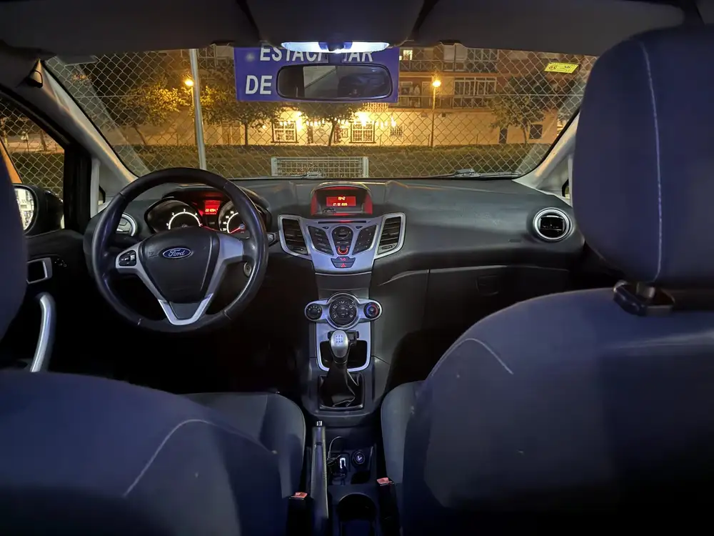FORD fiesta