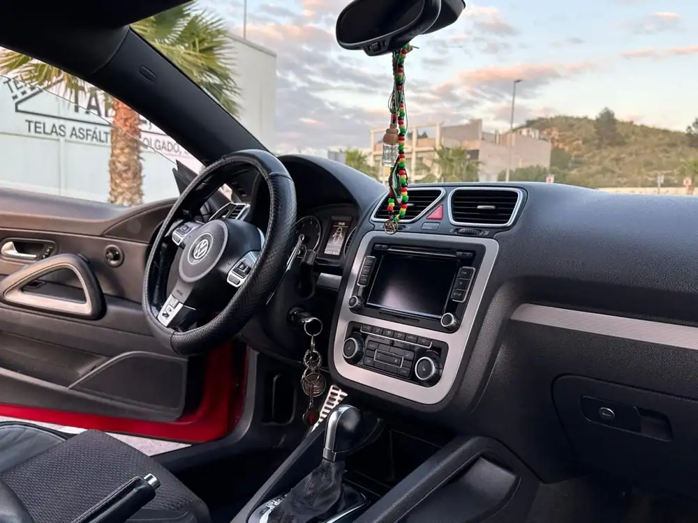 VOLKSWAGEN scirocco