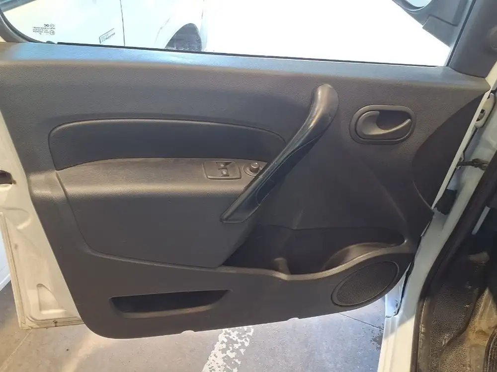 RENAULT kangoo z.e. - Foto 11 | Clidrive