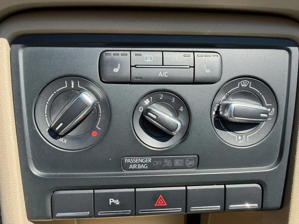 VOLKSWAGEN beetle - Foto 11 | Clidrive