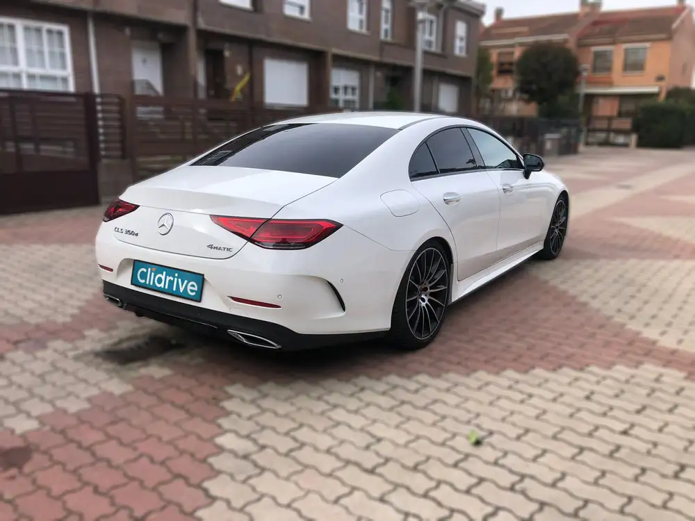 MERCEDES cls