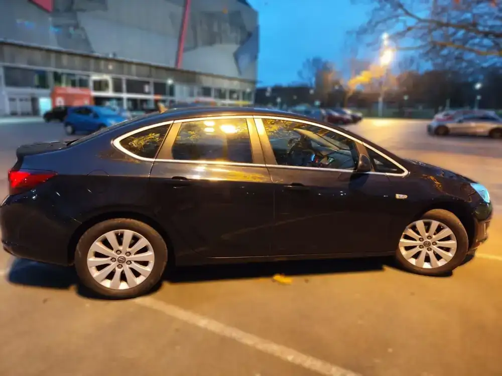 OPEL astra