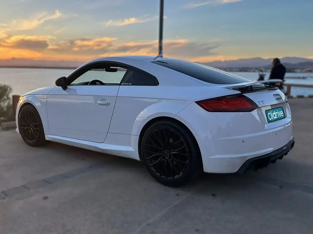 AUDI tt