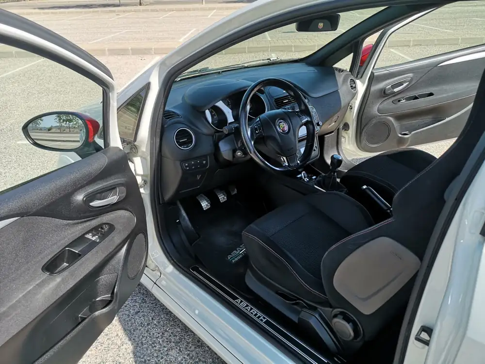 ABARTH punto EVO