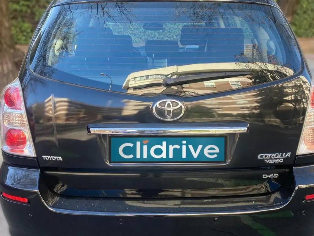 TOYOTA corolla verso