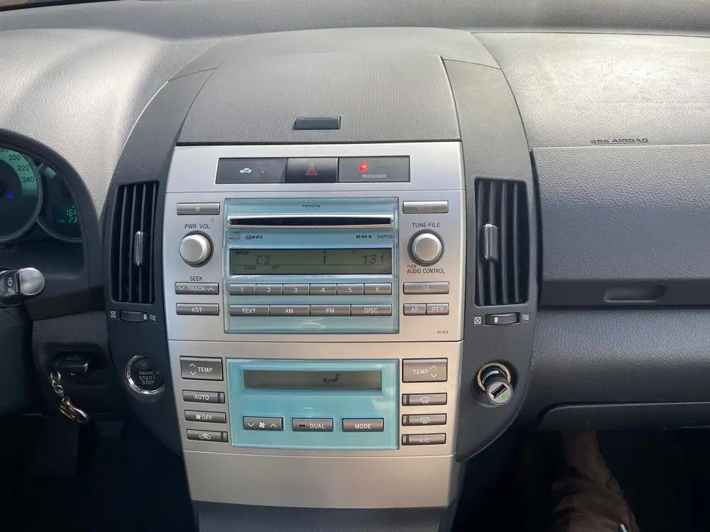 TOYOTA corolla verso