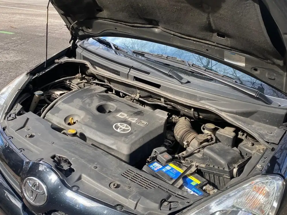 TOYOTA corolla verso