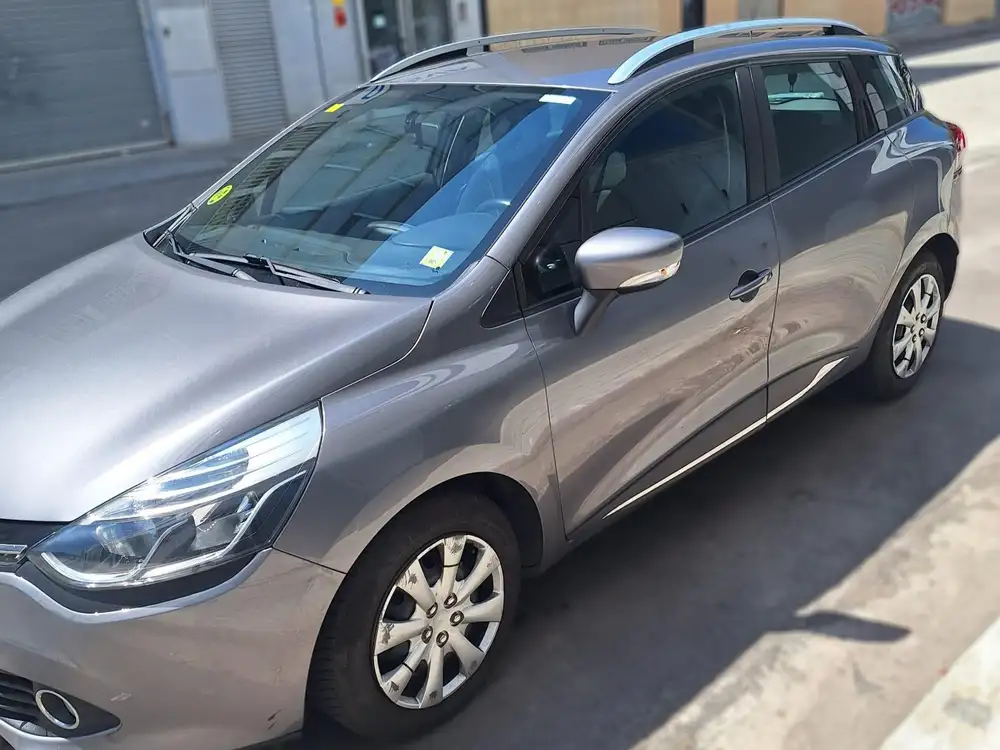 RENAULT clio