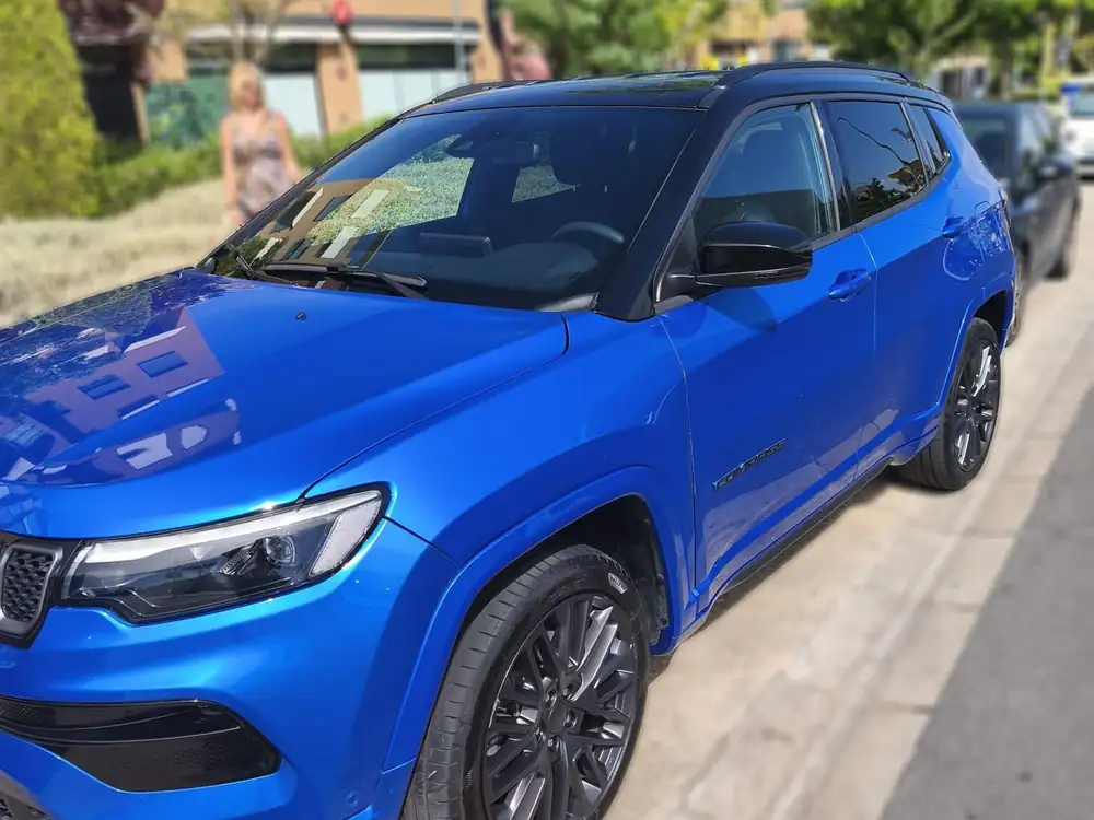 JEEP compass