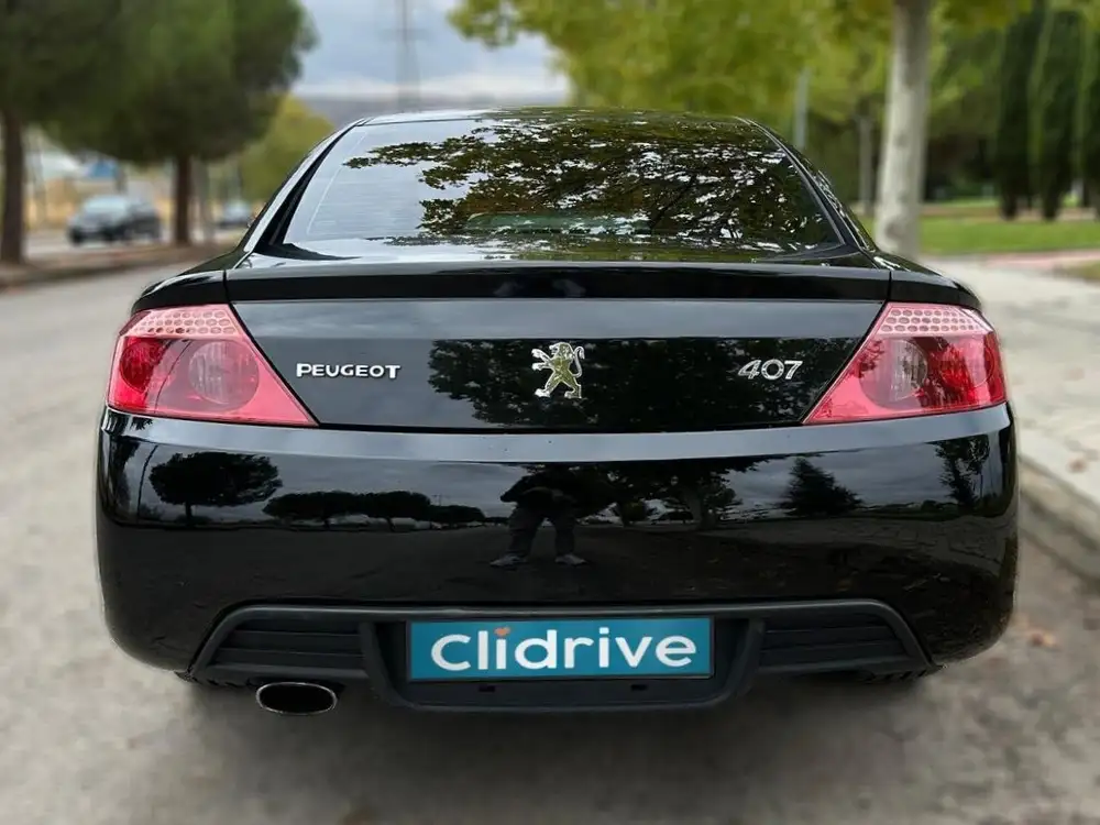 PEUGEOT 407