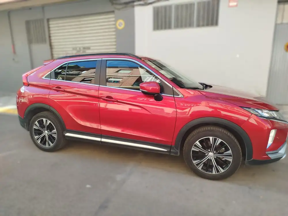 MITSUBISHI eclipse cross