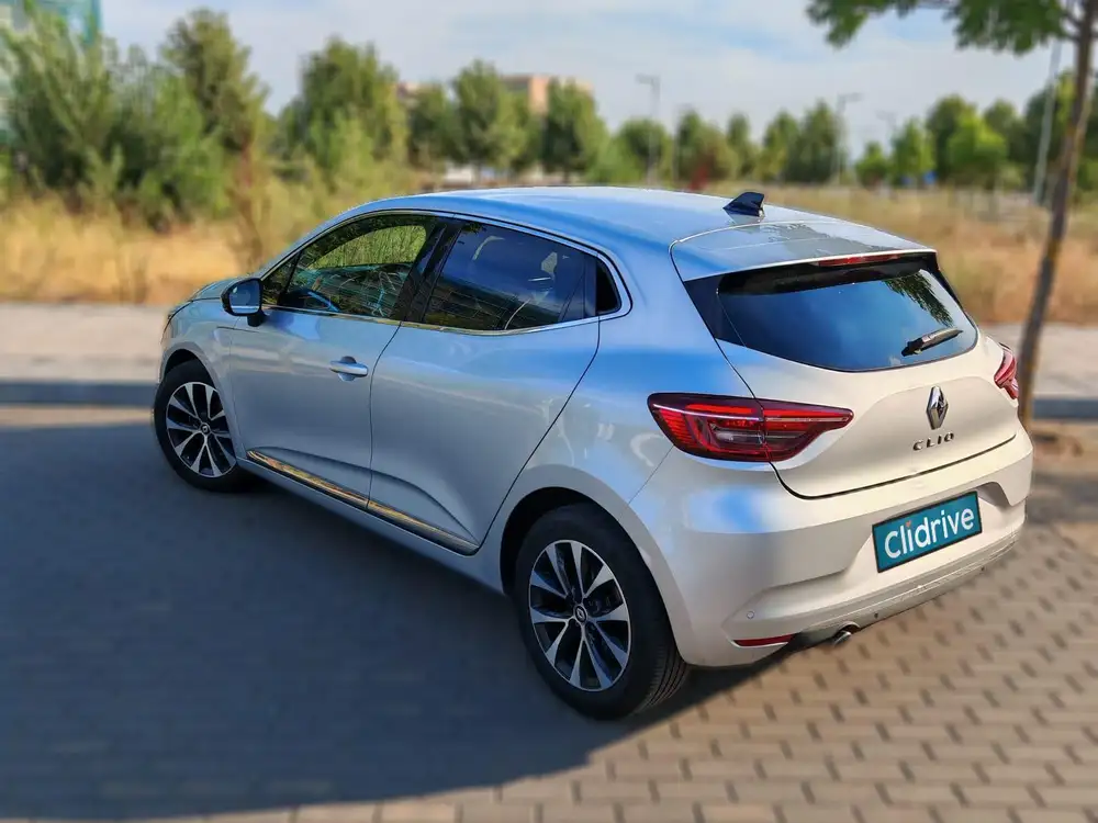 RENAULT clio