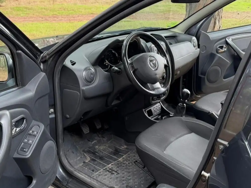 DACIA duster