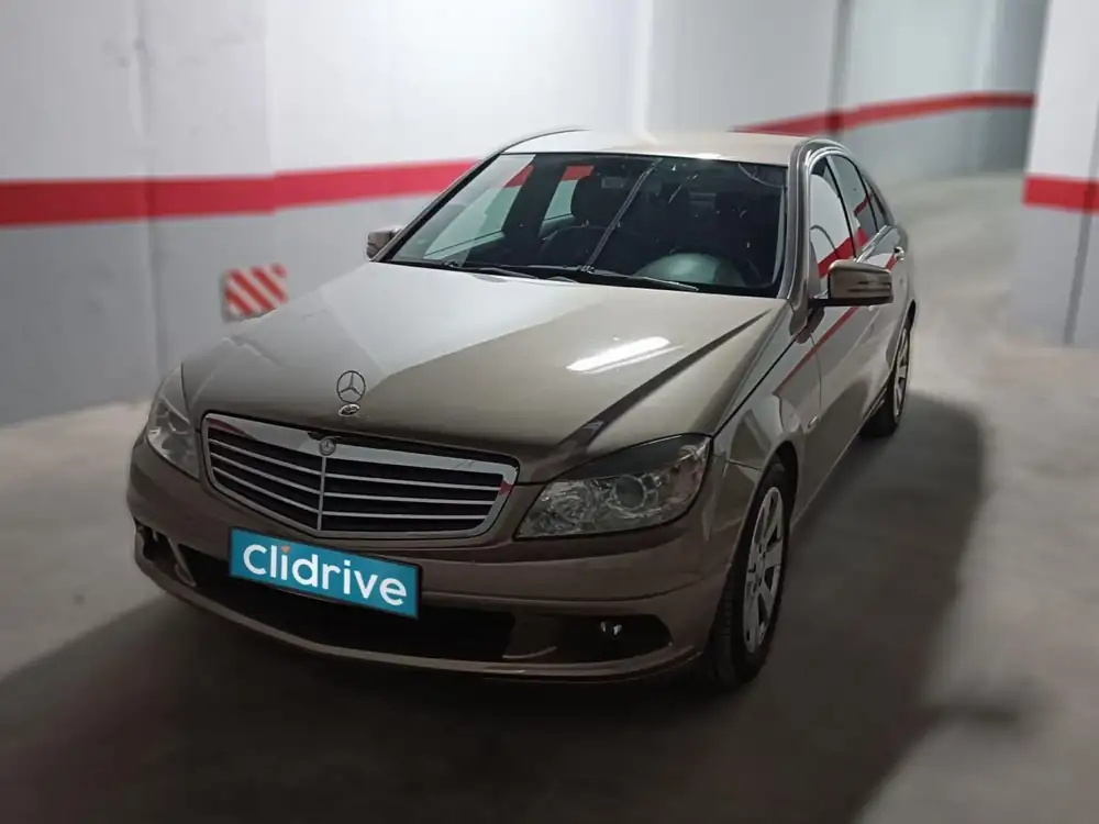 MERCEDES clase c