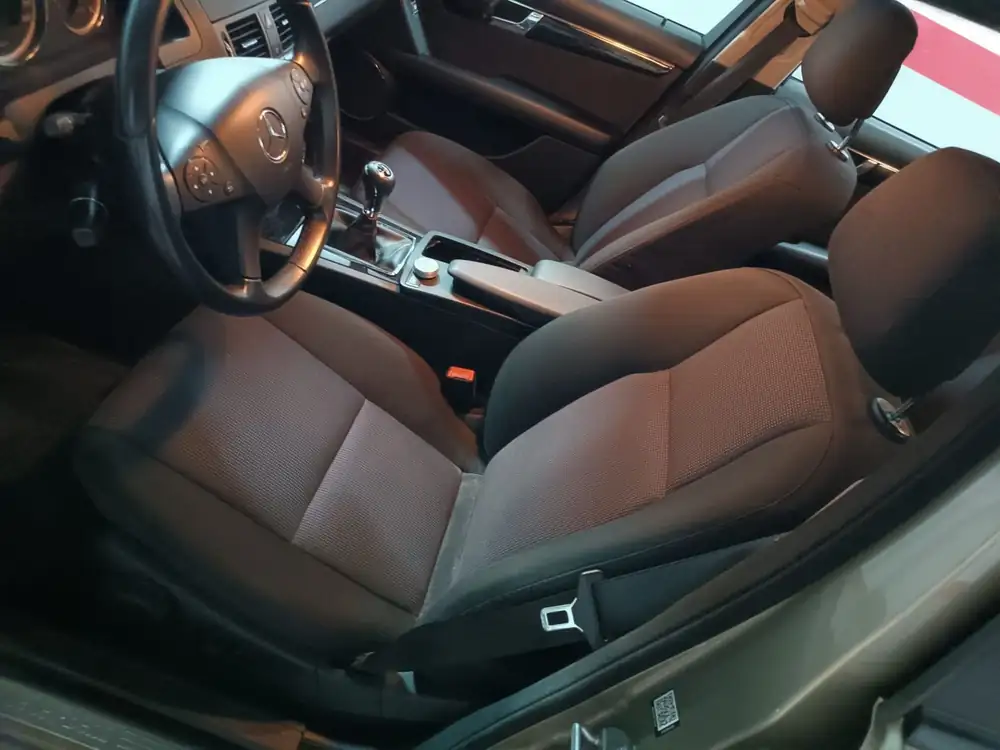 MERCEDES clase c