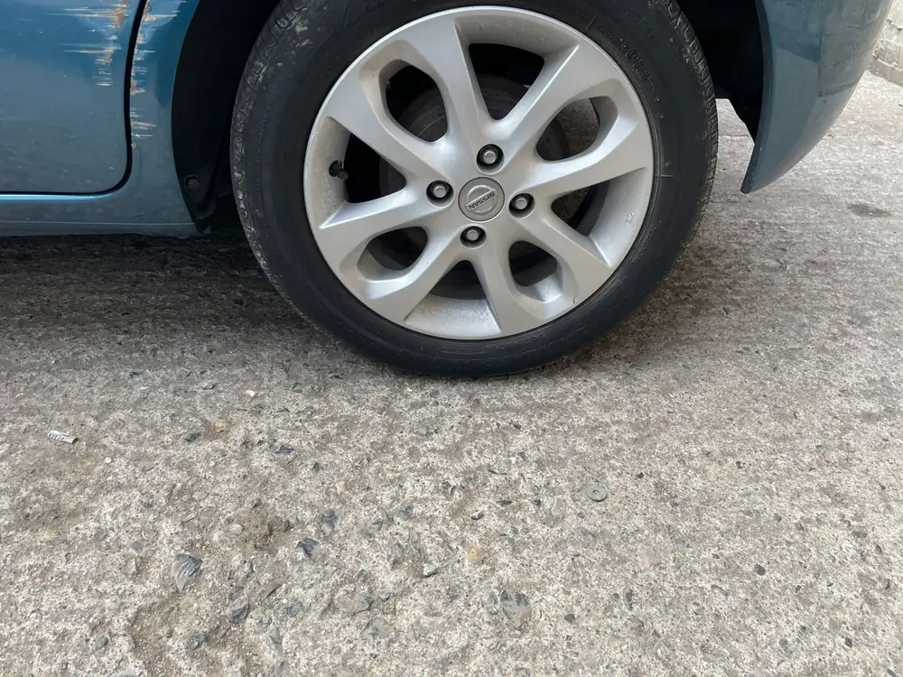 NISSAN micra