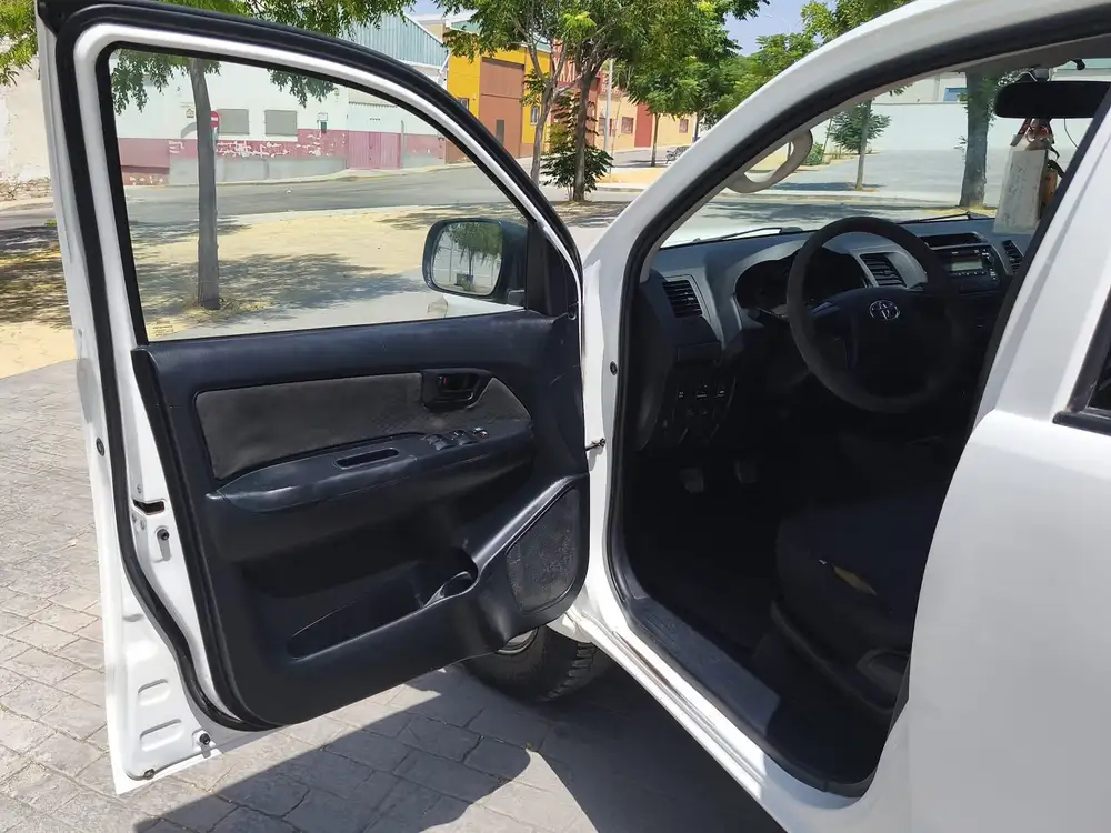 2.5 D4D Doble Cabina GX 4x4