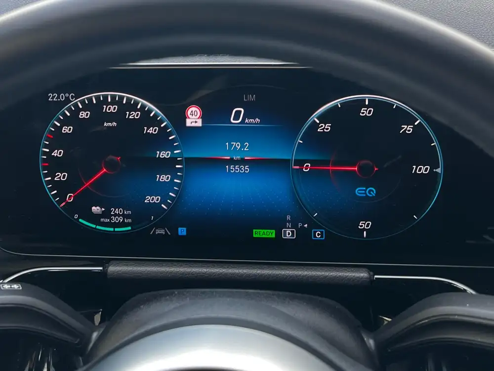 MERCEDES eqa - Foto 8 | Clidrive