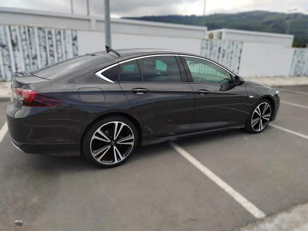 OPEL insignia