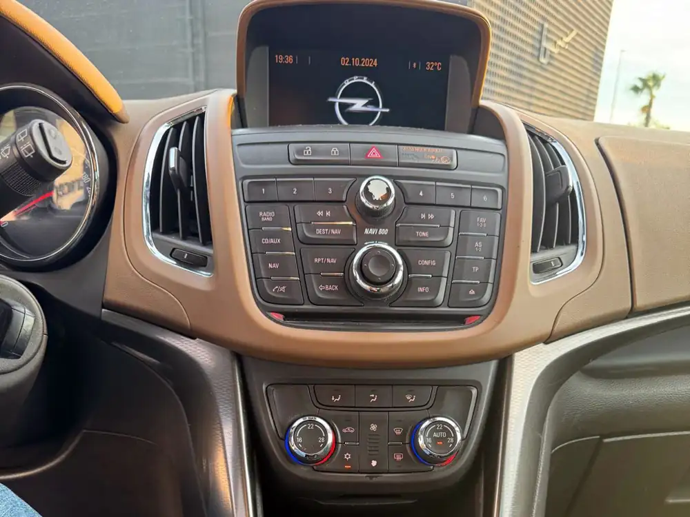 OPEL zafira tourer