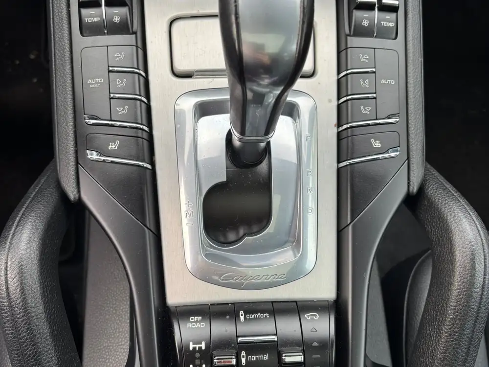 PORSCHE cayenne