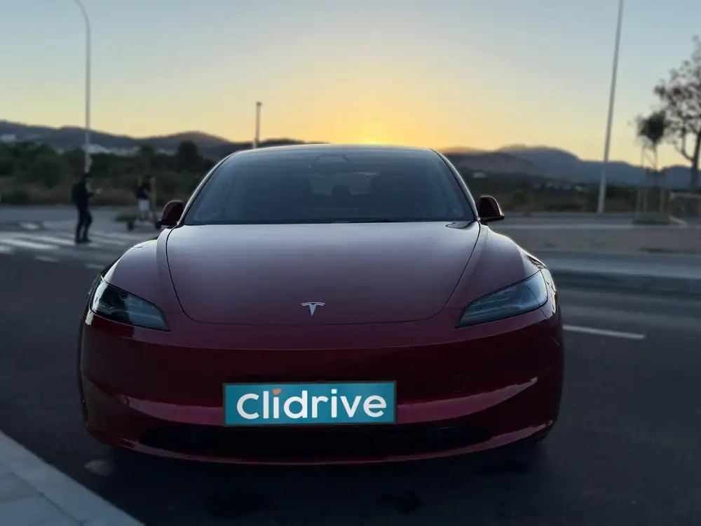 TESLA model 3