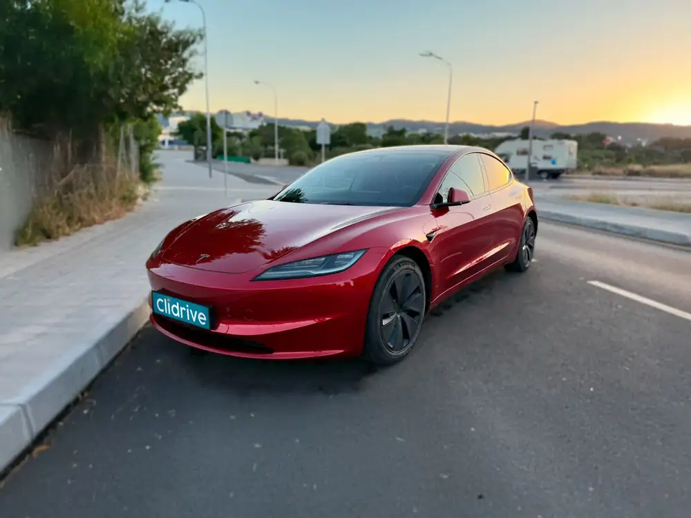 TESLA model 3