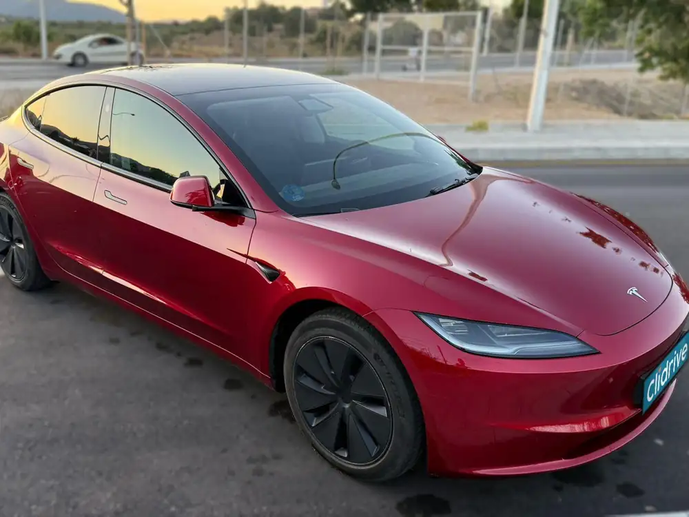 TESLA model 3